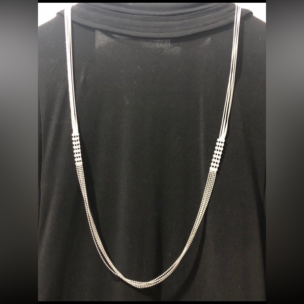 NWT Fashion Silver/Crystal Necklace